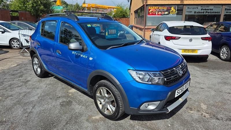Blue Used 2017 Dacia Sandero Ambiance Hatchback | £2,599 (Super price) - Image 1/4