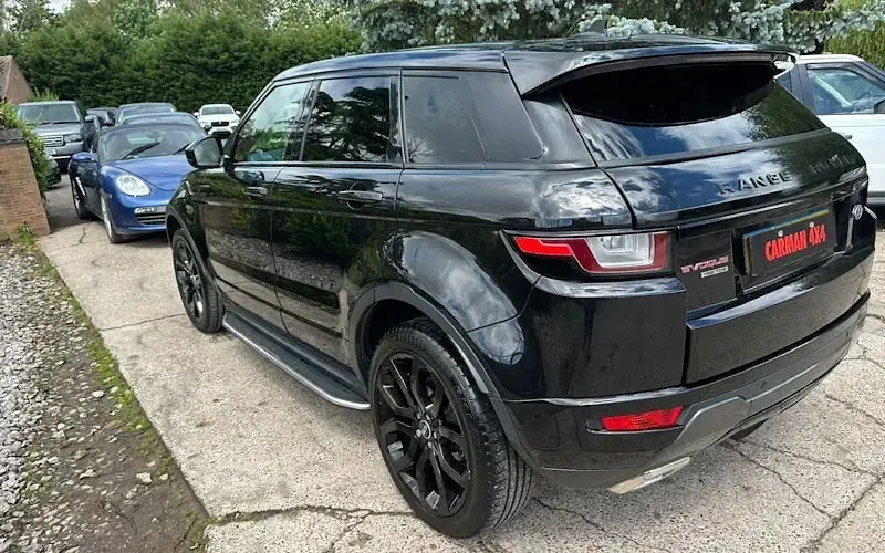 Used Land Rover Range Rover evoque HSE Dynamic 179 HP (131 kW) 2018 Hatchback