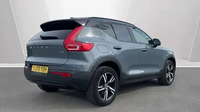 Used Volvo XC40 R-Design 163 HP (119 kW) 2020 Grey SUV