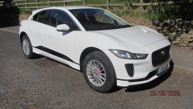 White Used 2019 Jaguar I-Pace S SUV | £12,000 (Expensive) - Image 1/4