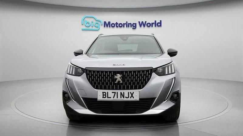 Used Peugeot 2008 GT 130 HP (95 kW) 2022 Grey SUV