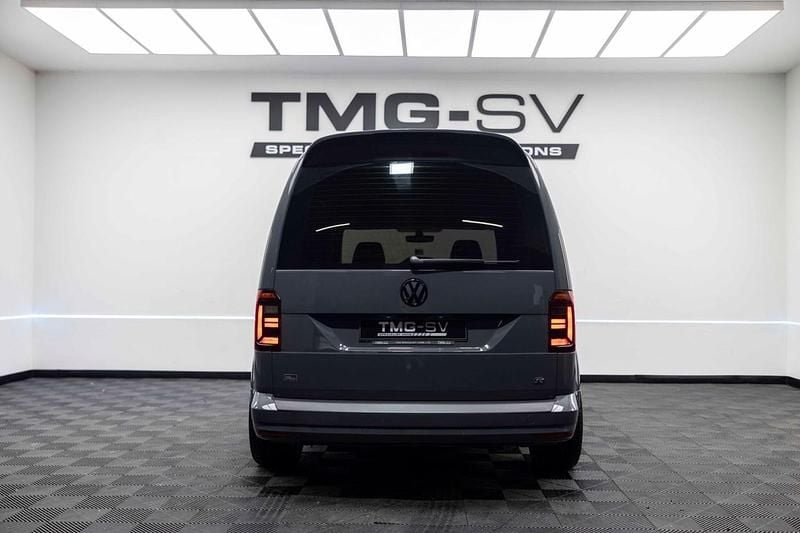 Used VW Caddy Highline 102 HP (75 kW) 2017 Grey MPV