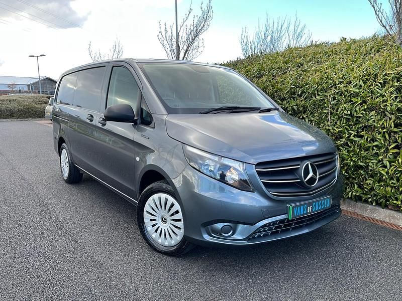 Used Mercedes e-Vito Progressive 85 kW (116 HP) 2021 Grey MPV