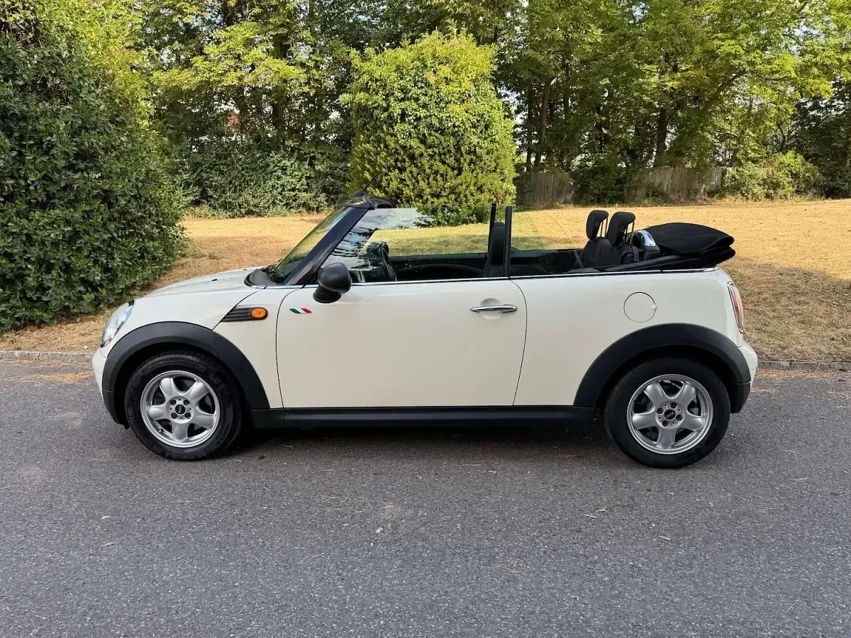 Used Mini ONE 2010 White Hatchback