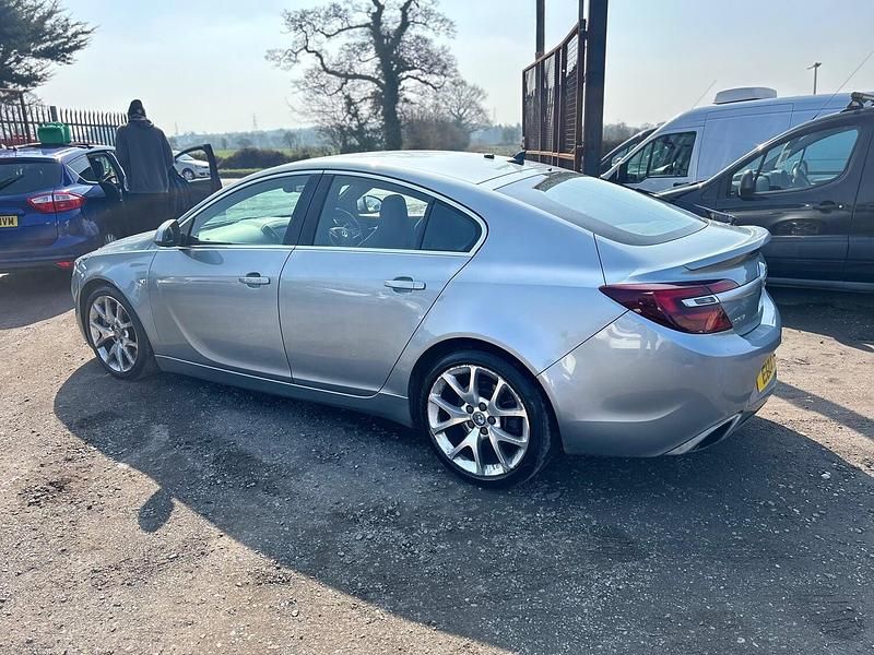 Używany Vauxhall Insignia 2014 Srebrny Hatchback