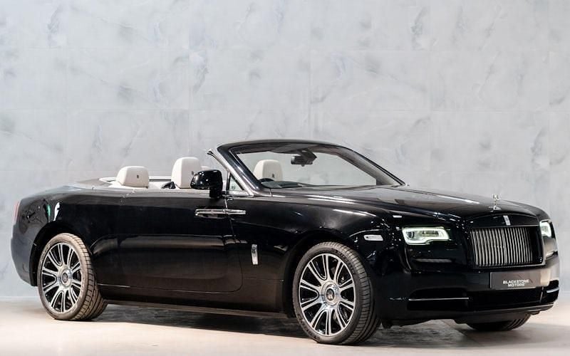 Usado Rolls Royce Dawn 571 HP (419 kW) 2023 Cabrios