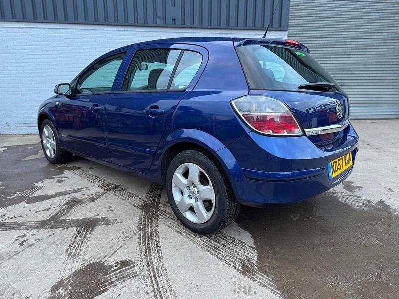 Used Vauxhall Astra 2007 Blue Hatchback