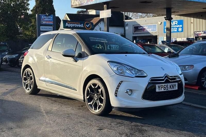White Used 2015 DS Automobiles DS3 Hatchback | £4,195 (Fair price) - Image 1/1
