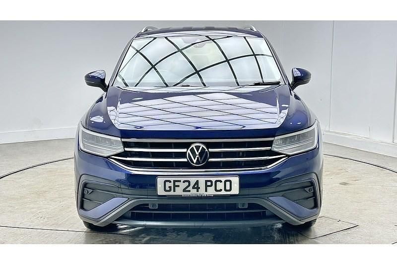 Used VW Tiguan Allspace Life 150 HP (110 kW) 2024 Blue SUV