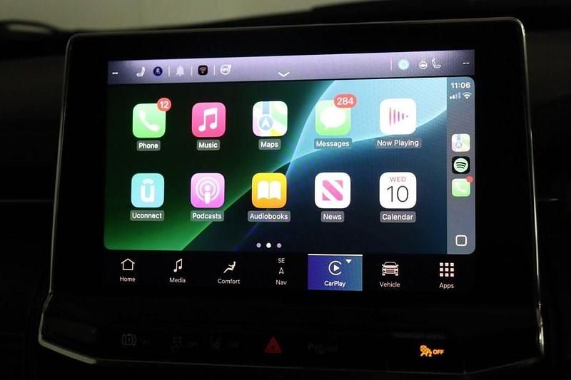 Used Jeep Compass 2023 White/black SUV