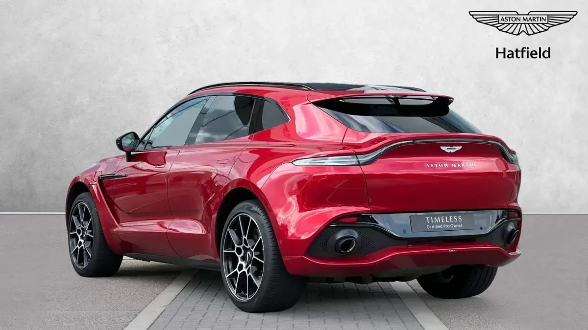 Used Aston Martin DBX 550 HP (404 kW) 2021 Red SUV