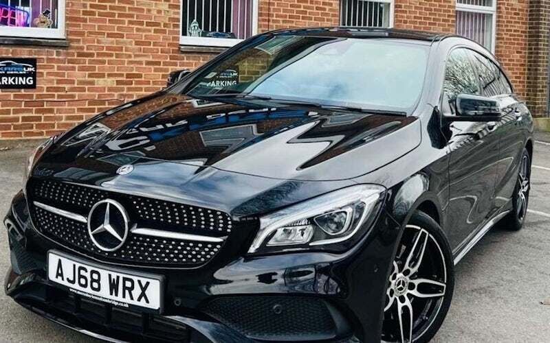 Used Mercedes CLA220 Shooting Brake AMG line 177 HP (130 kW) 2017 Black Estate