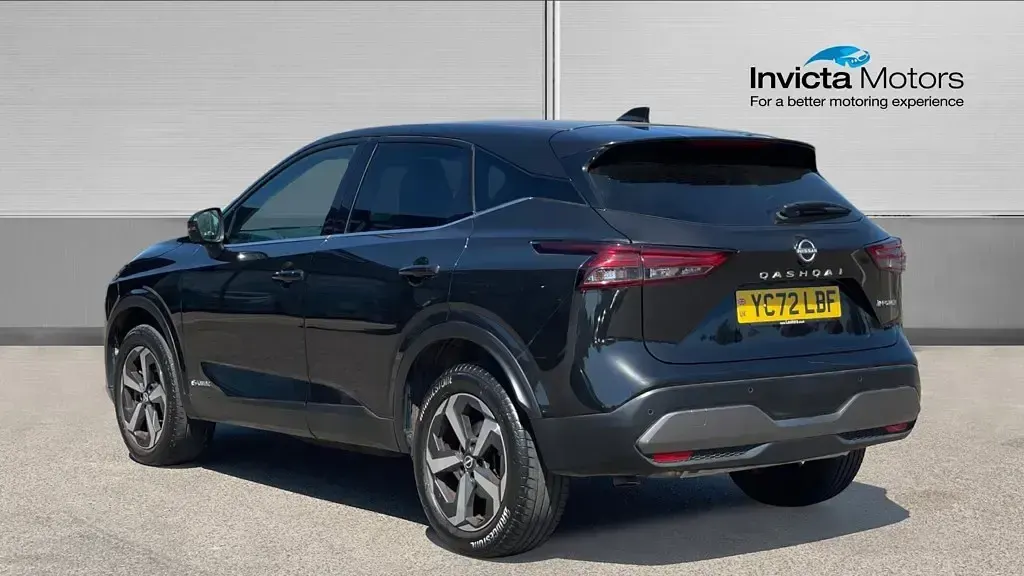 Used Nissan Qashqai N-Connecta 190 HP (139 kW) 2023 Black SUV