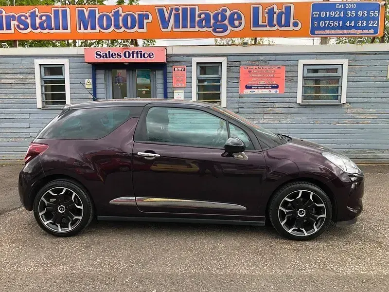 Begagnad DS Automobiles DS3 Crossback Elegance 2016 Lila