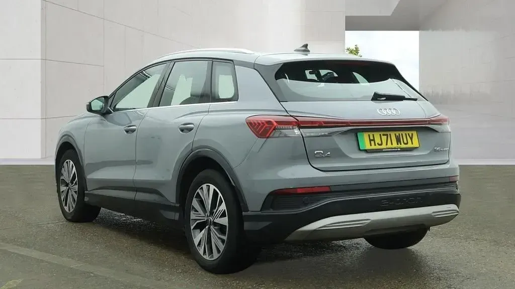 Used Audi Q4 e-tron Sport 125 kW (170 HP) 2021 Grey SUV