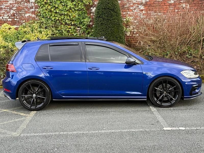 Used VW Golf VII R 300 HP (220 kW) 2019 Blue Hatchback