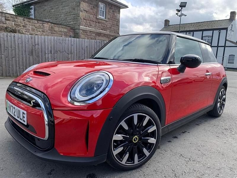 Used Mini Cooper S Hatch 135 kW (184 HP) 2022 Red Hatchback