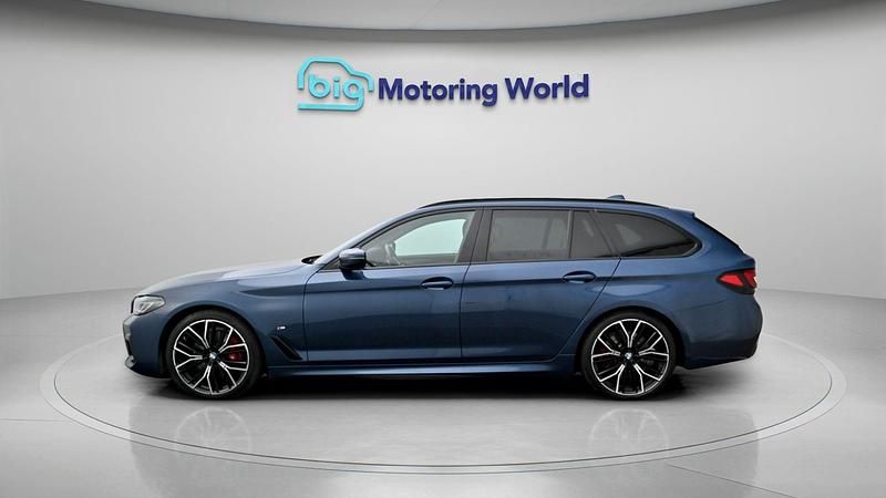 Used BMW 520 M Sport 190 HP (139 kW) 2022 Blue Estate