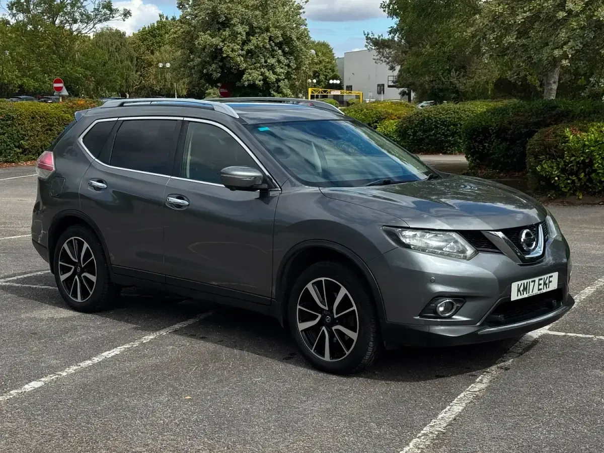 Used Nissan X-Trail N-Vision 177 HP (130 kW) 2017 Grey SUV