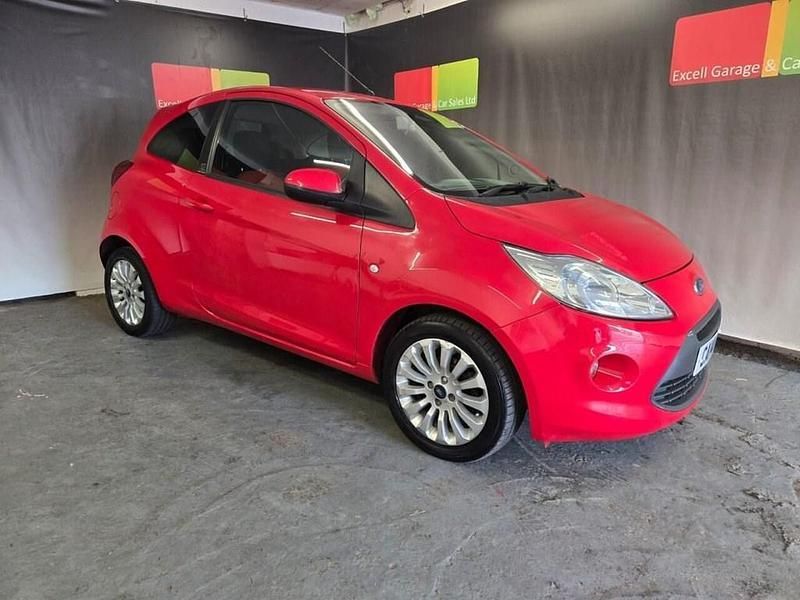 Red Used 2014 Ford Ka Zetec Hatchback | £3,995 (Fair price) - Image 1/4