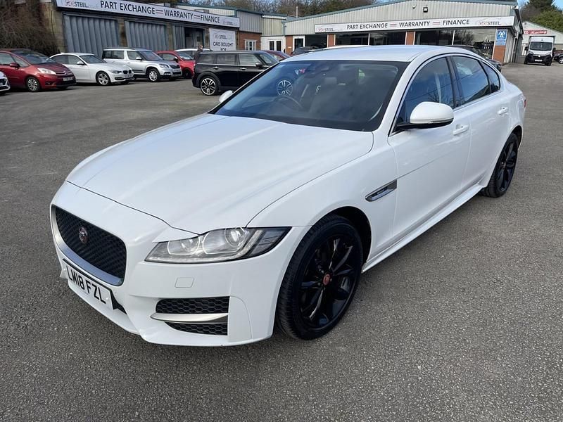 Used Jaguar XF R-Sport 200 HP (147 kW) 2018 White Sedan