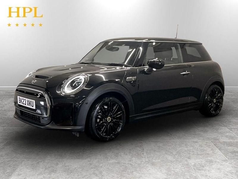 Used Mini Cooper SE Hatch 135 kW (184 HP) 2023 Black Hatchback