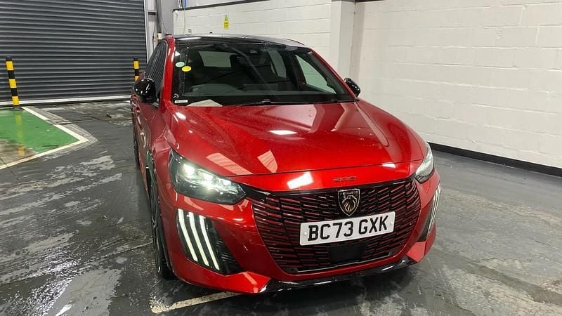 Used Peugeot 208 GT 101 HP (74 kW) 2024 Red Hatchback