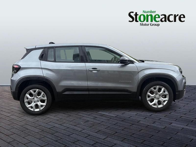 Used Jeep Avenger Altitude 114 kW (156 HP) 2025 Grey SUV
