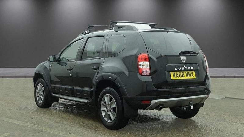 Used Dacia Duster 110 HP (80 kW) 2018 Black SUV