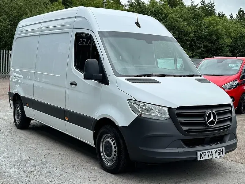 Used Mercedes Sprinter Premium 150 HP (110 kW) 2024 White Van