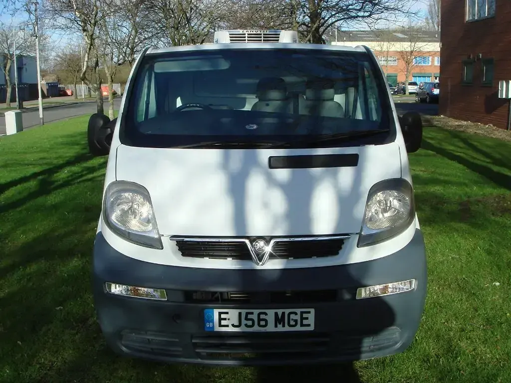 Used Vauxhall Vivaro 2006 White MPV