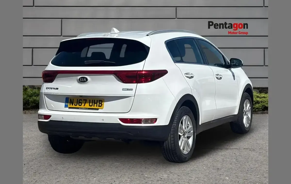 Used Kia Sportage 129 HP (94 kW) 2017 White SUV