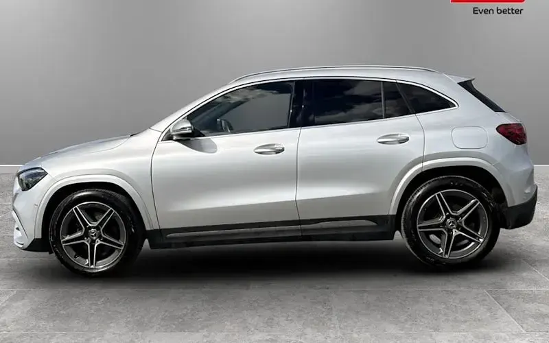 Usado Mercedes GLA200 AMG Line Premium 150 CV (110 kW) 2026 SUV