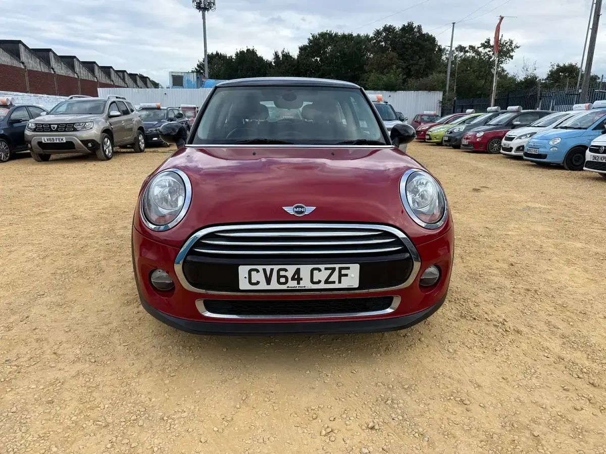 Used Mini Cooper Hatch 136 HP (100 kW) 2014 Red Hatchback