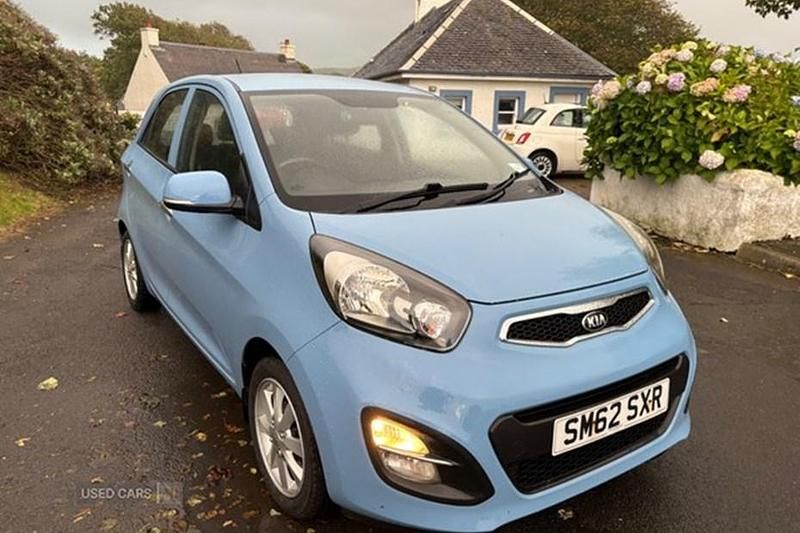 Used Kia Picanto 84 HP (61 kW) 2013 Blue Hatchback