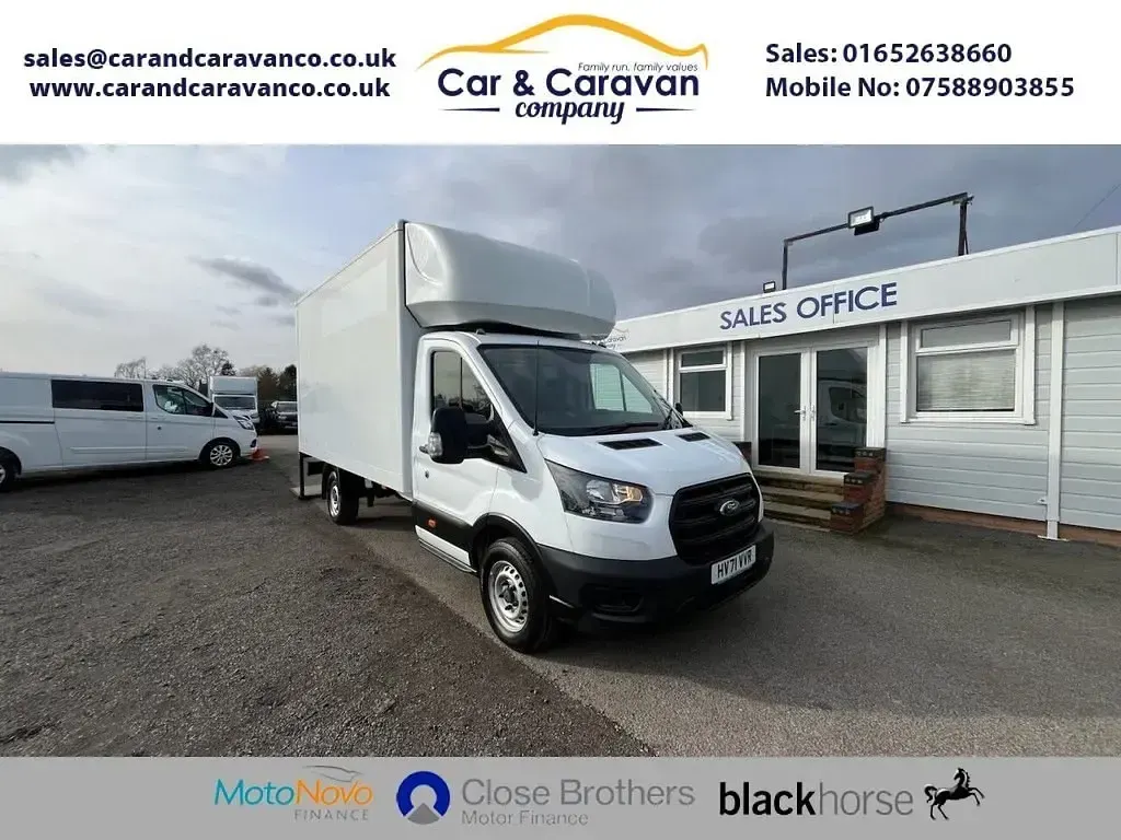 Usado Ford Transit S 130 HP (95 kW) 2022 Branco Cabrios