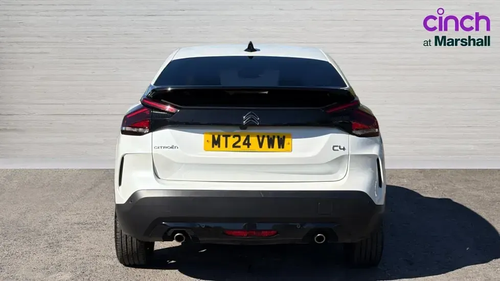 Usado Citroën C4 PureTech 131 HP (96 kW) 2024 Branco SUV