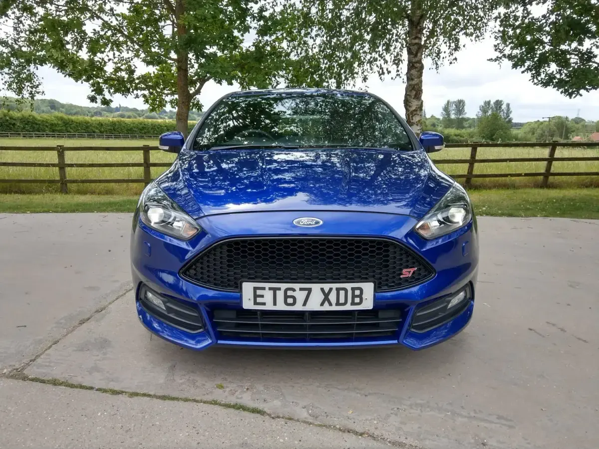 Used Ford Focus ST 2018 Blue Hatchback