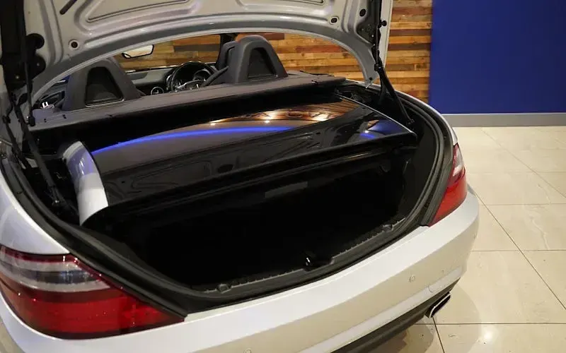 Used Mercedes SLK200 AMG 184 HP (135 kW) 2013 Silver Cabriolet