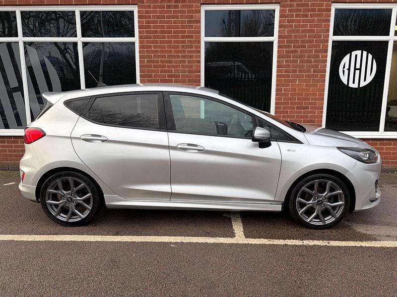 Used Ford Fiesta ST-Line 125 HP (91 kW) 2022 Silver Hatchback