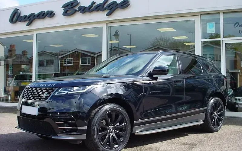 Used Land Rover Range Rover Velar SE Dynamic 179 HP (131 kW) 2020 SUV