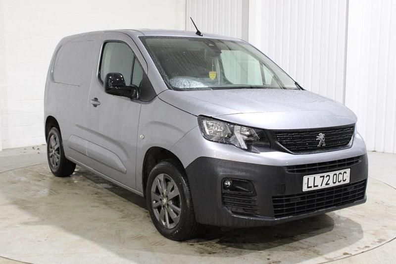 Used Peugeot Partner Premium 2022 Grey MPV