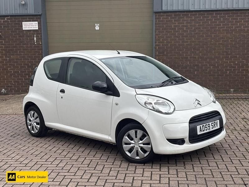 White Used 2010 Citroën C1 Hatchback | £1,500 (Fair price) - Image 1/4