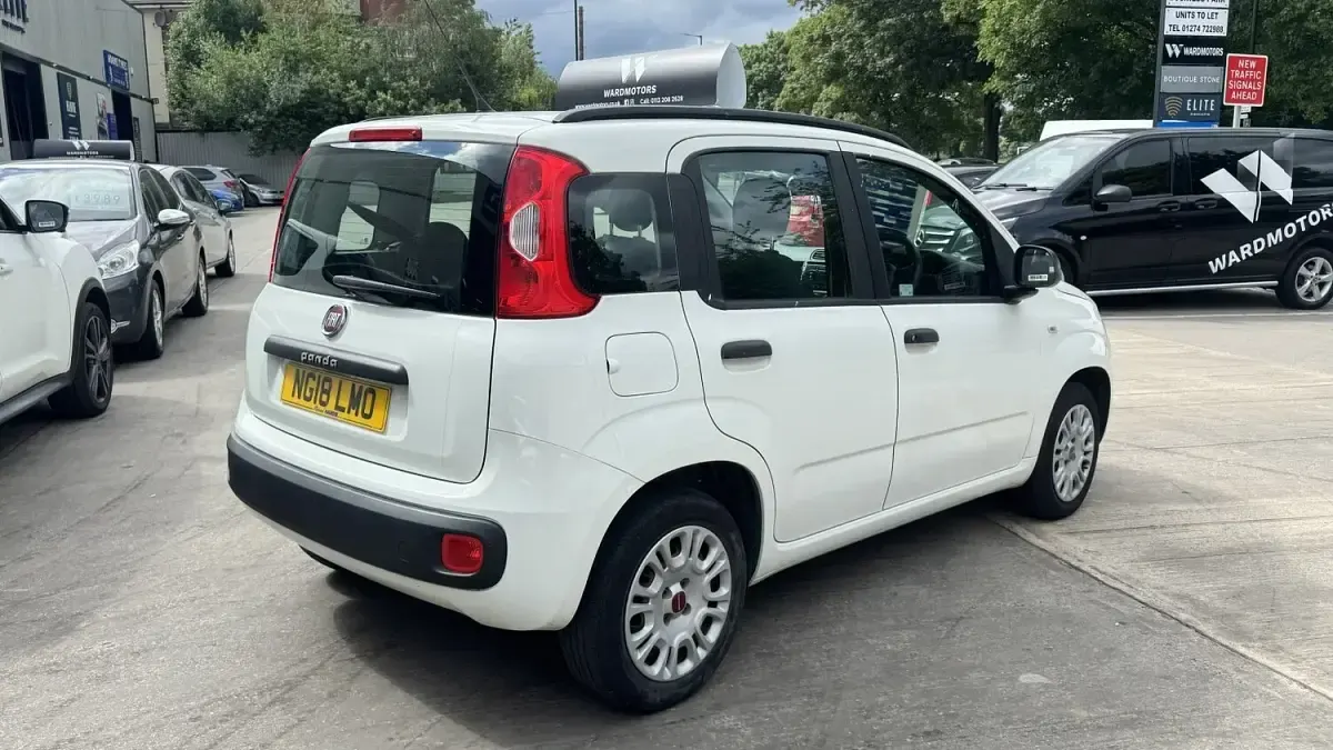 Used Fiat Panda Easy 69 HP (50 kW) 2018 White Hatchback