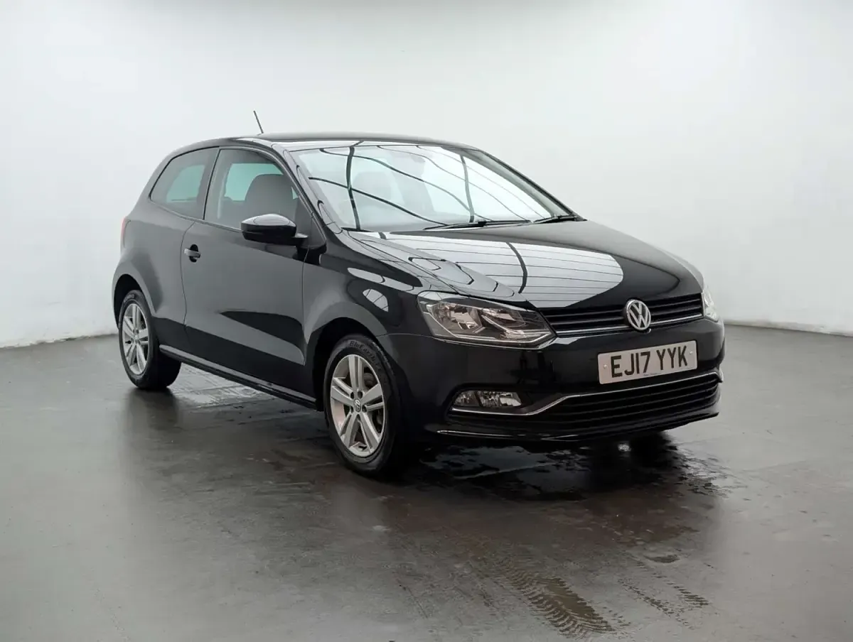 Käytetty VW Polo Edition 60 HP (44 kW) 2017 Musta Viistoperä