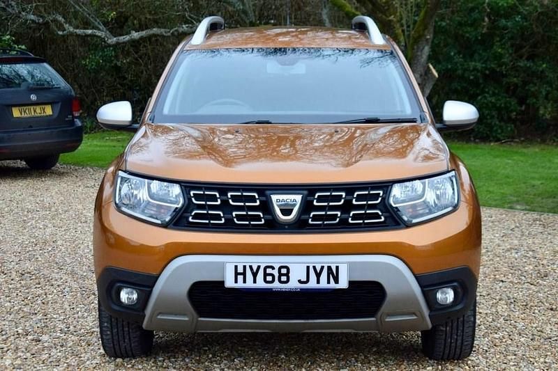 Used Dacia Duster Prestige 115 HP (84 kW) 2018 Orange SUV