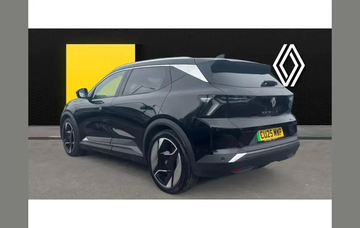 Begagnad Renault Scenic E-Tech Iconic 160 kW (218 HK) 2025 Svart SUV