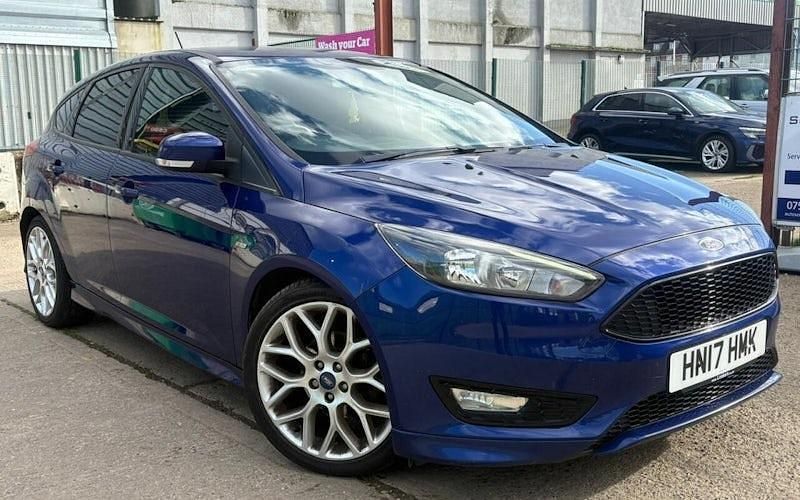 Used Ford Focus ST-Line 120 HP (88 kW) 2016 Hatchback