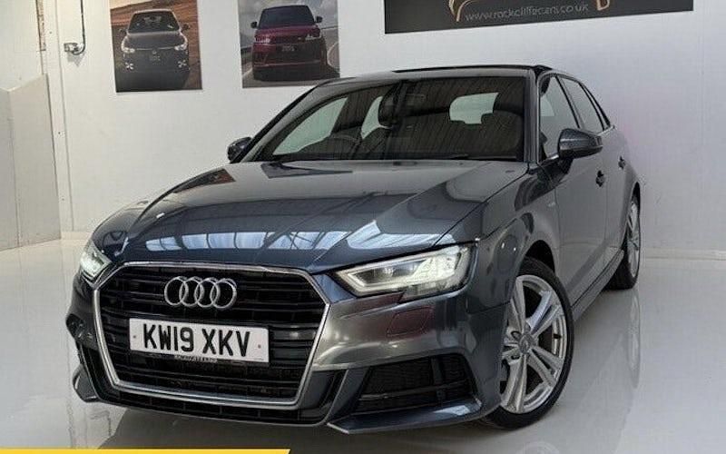 Usado Audi A3 Sportback S-Line 116 HP (85 kW) 2019 Citadino