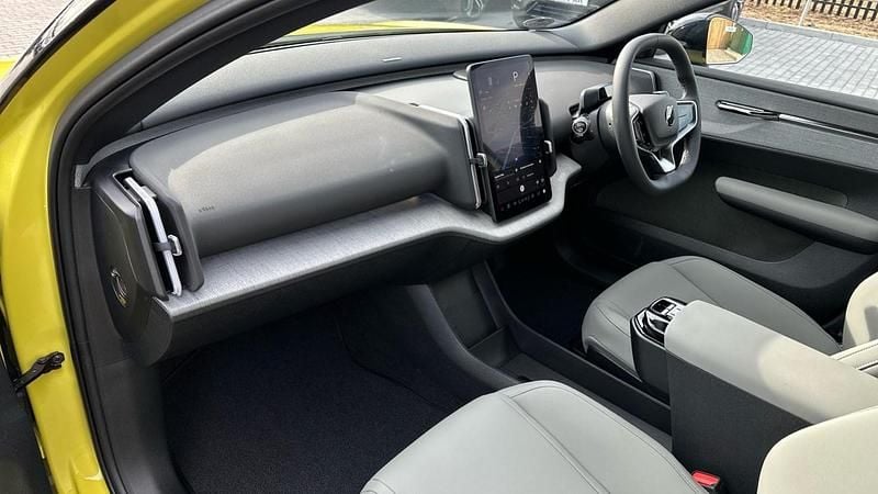 Used Volvo EX30 Performance 314 kW (428 HP) 2024 Yellow SUV